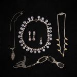 1045 8407 JEWELLERY